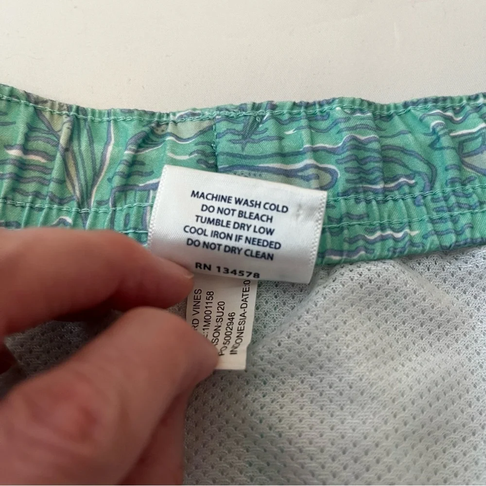 Vineyard Vines Men's Green Sailboat Swim Trunks Size XXL